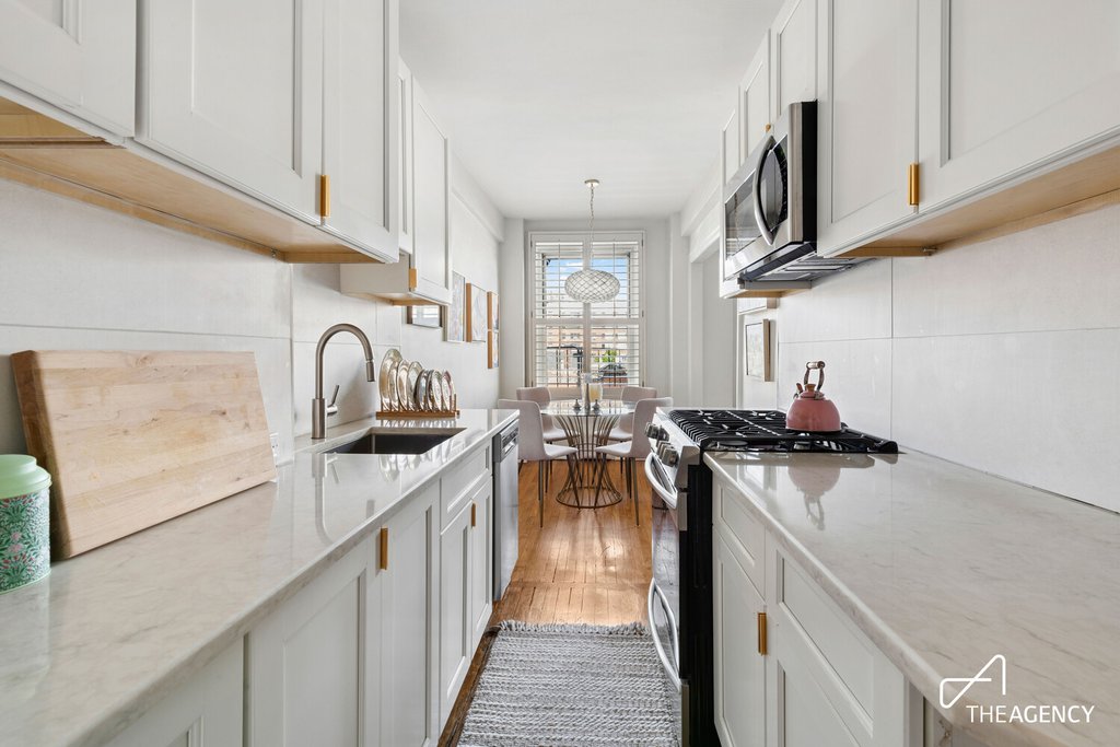 410 Central Park West, Unit 9D photo 6