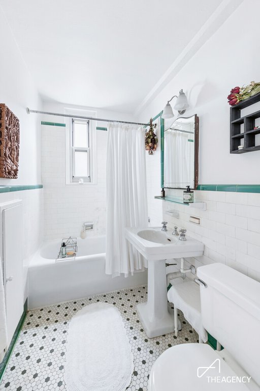 410 Central Park West, Unit 9D photo 8
