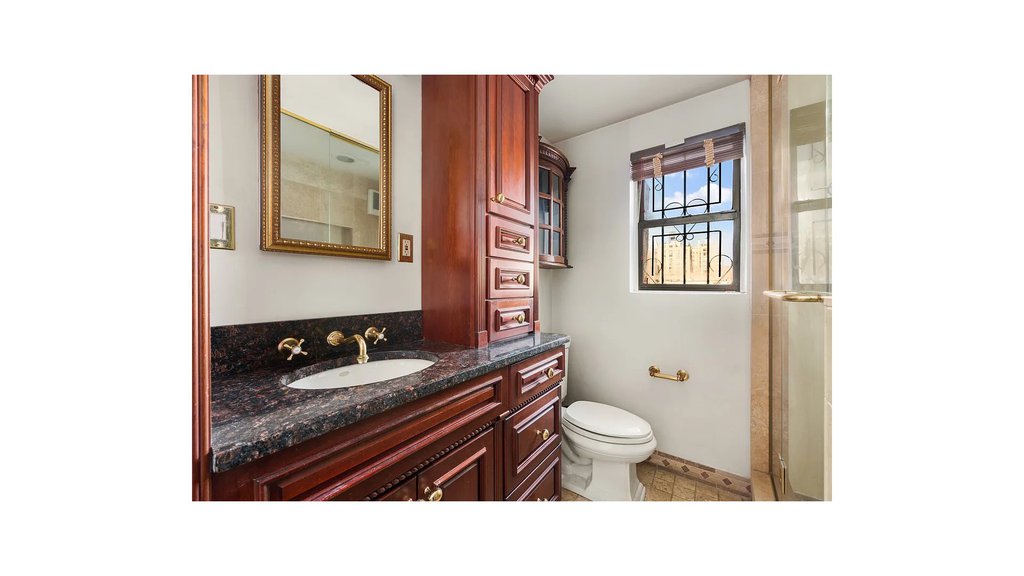 34 West 74th Street, Unit PHB photo 7