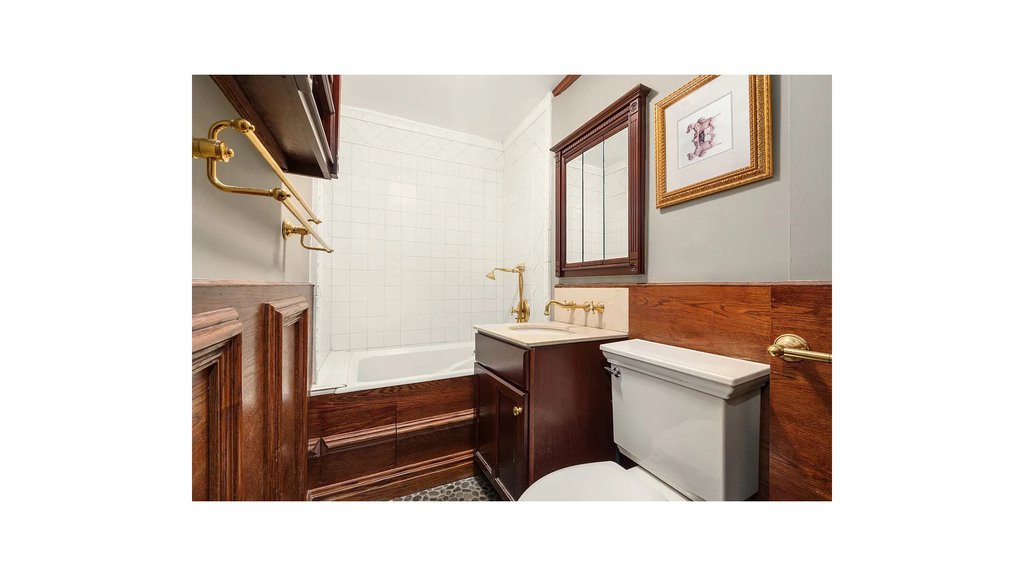 34 West 74th Street, Unit PHB photo 8