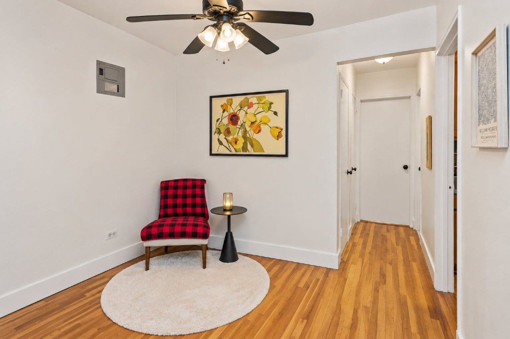 61 Oliver Street, Unit 2V photo 5