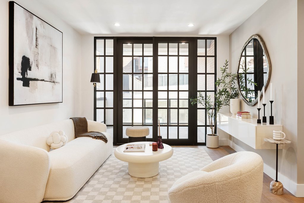 25-23 Newtown Avenue, Unit 4E photo 3