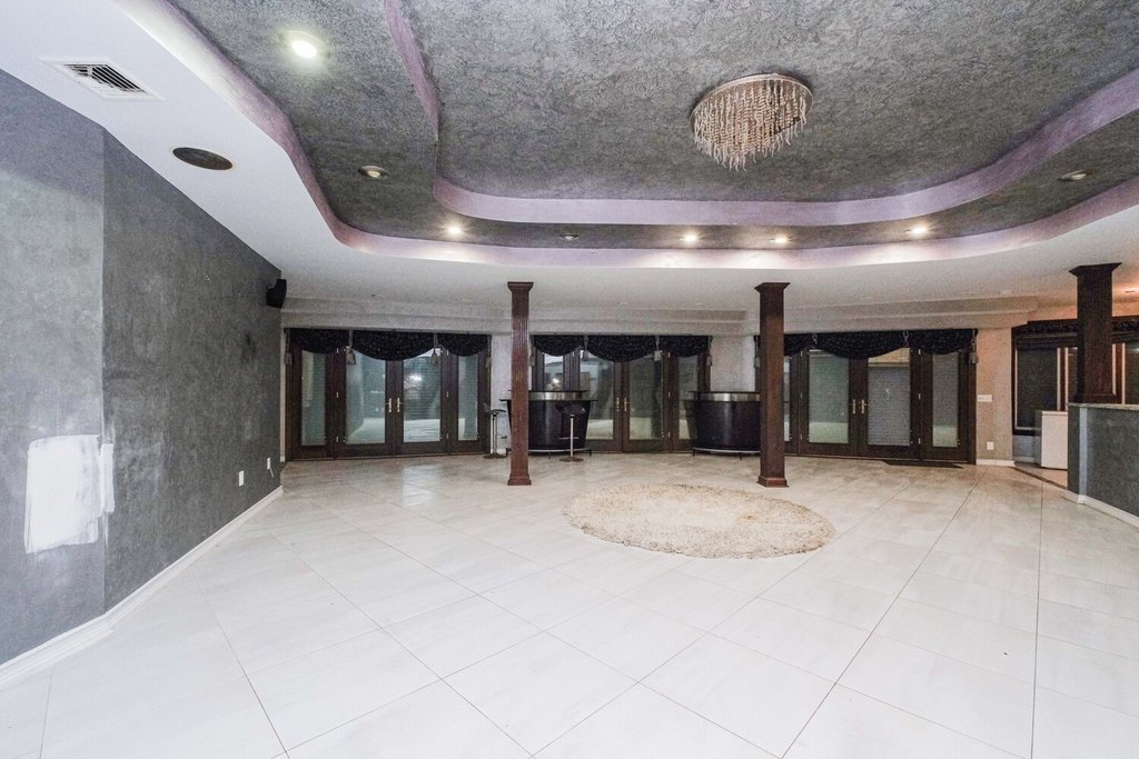 150 Nicolosi Drive – For Sale photo 11
