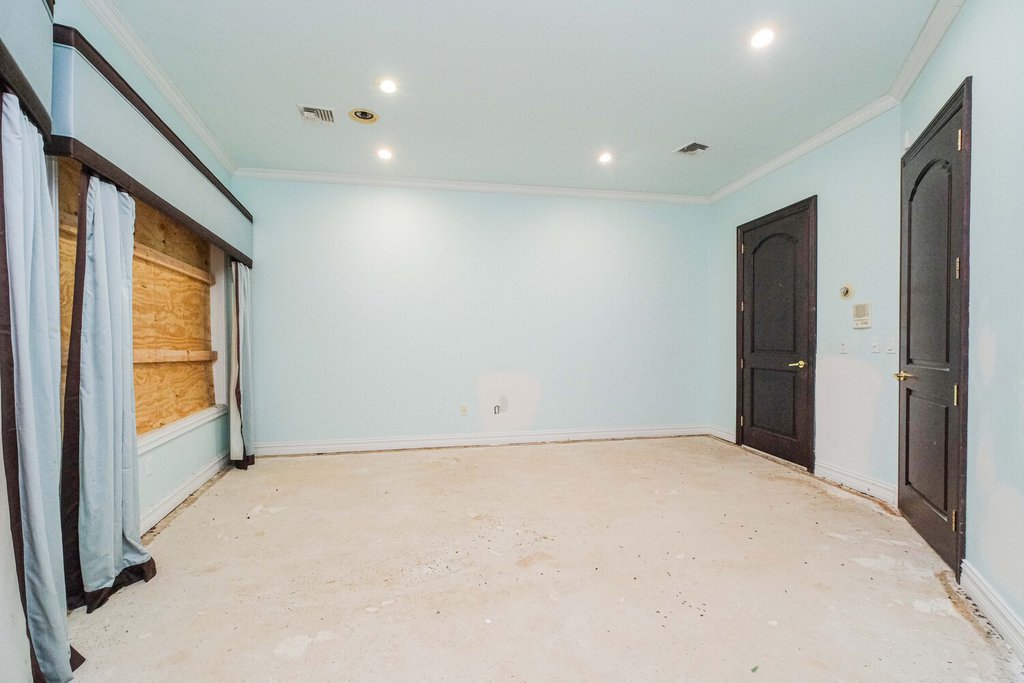 150 Nicolosi Drive – For Sale photo 44