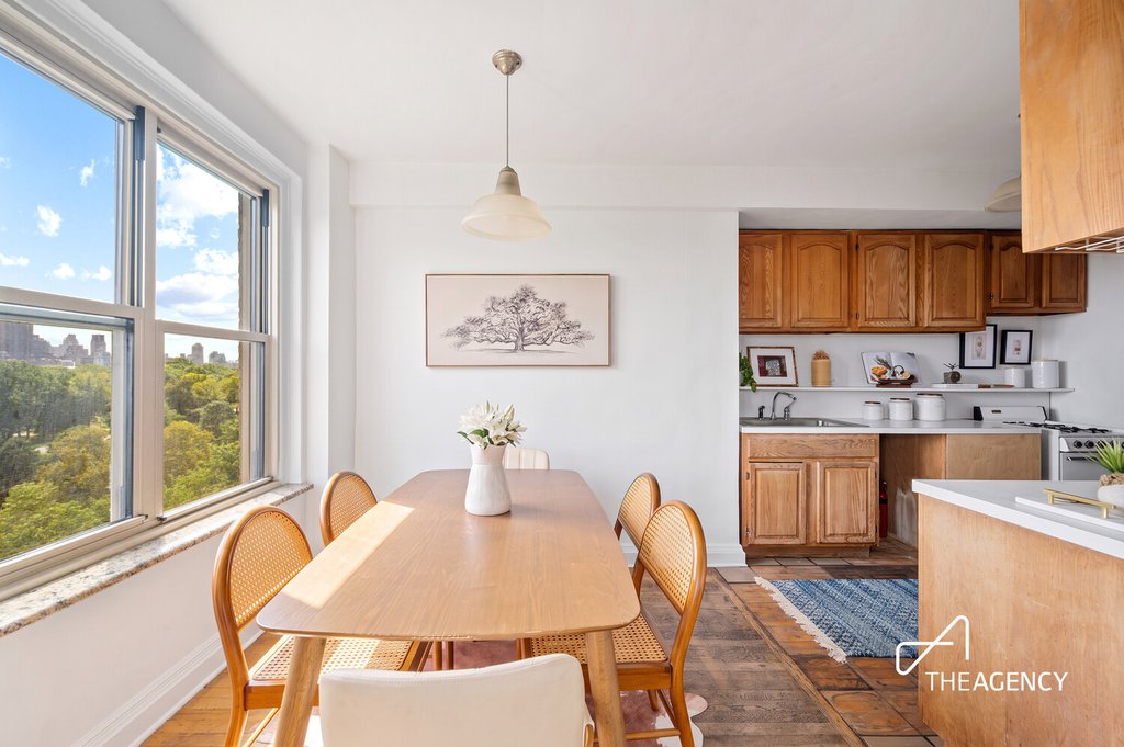 410 Central Park West, Unit 9A photo 3