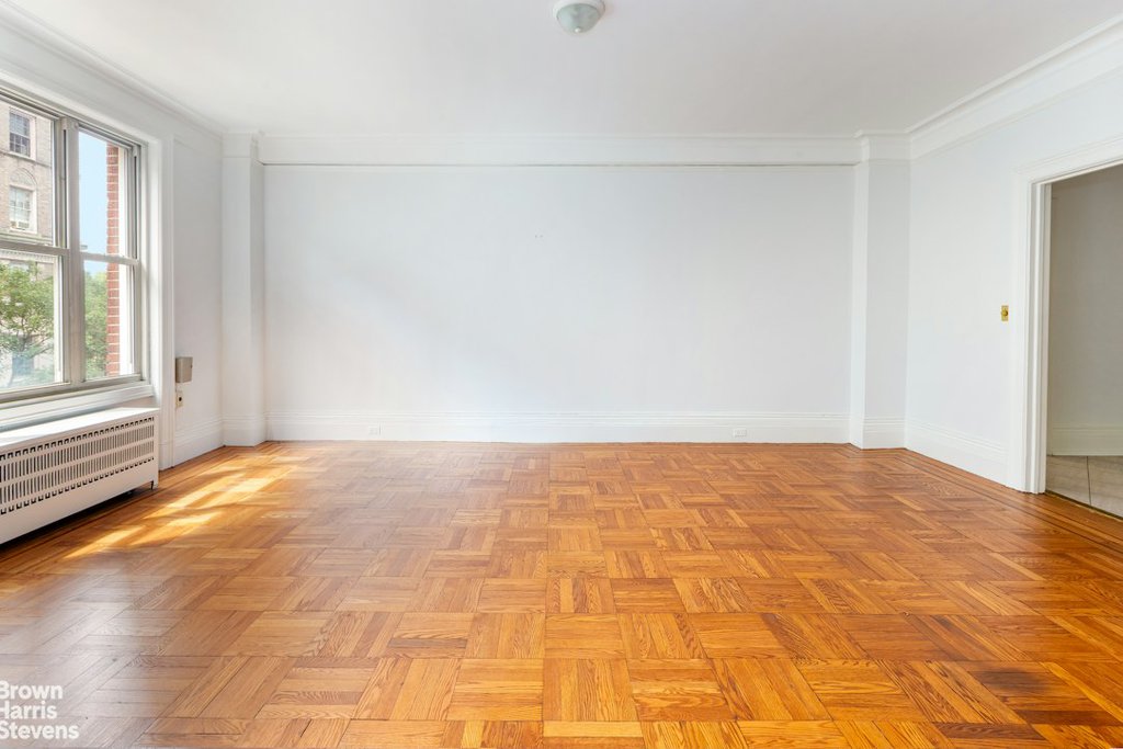 180 Riverside Drive, Unit 3B photo 16