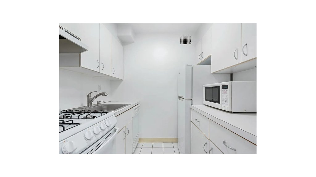 155 East 34th Street, Unit 11H photo 6