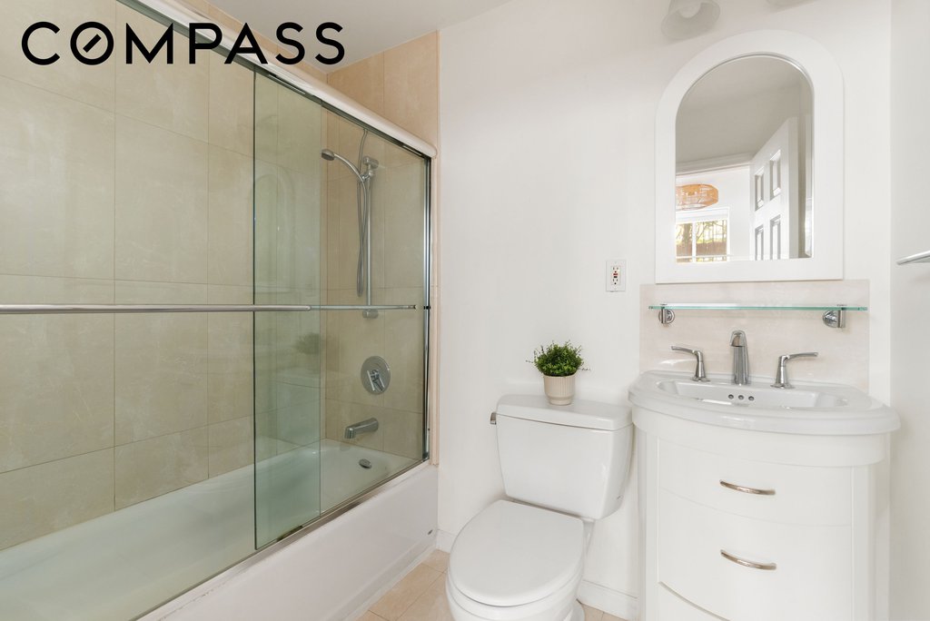 361 Manhattan Avenue, Unit A photo 9