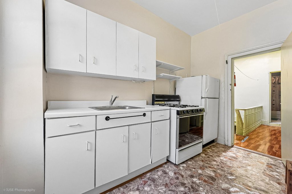 35 Melrose Street – For Sale photo 10