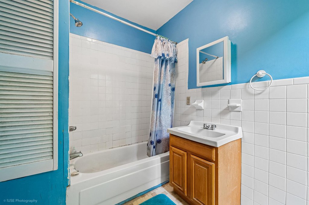 35 Melrose Street – For Sale photo 12