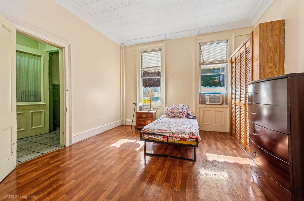 35 Melrose Street – For Sale photo 13