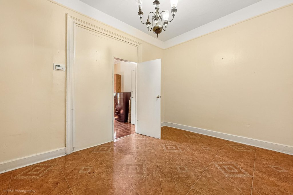 35 Melrose Street – For Sale photo 17