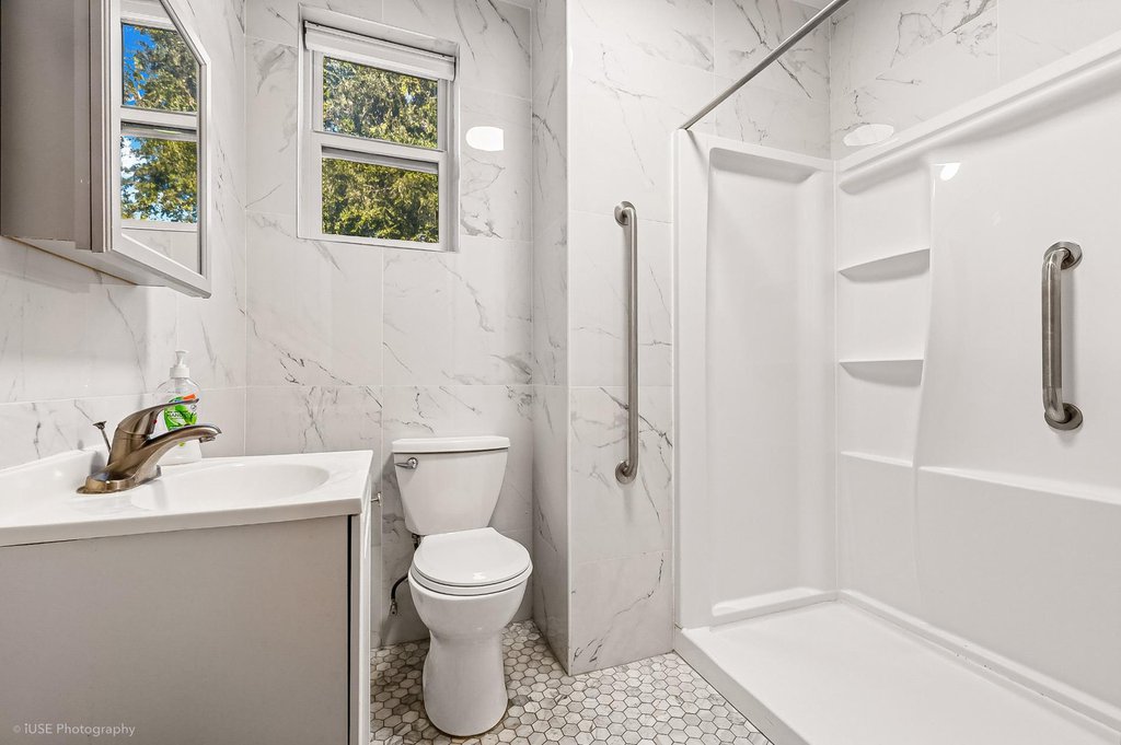 35 Melrose Street – For Sale photo 21