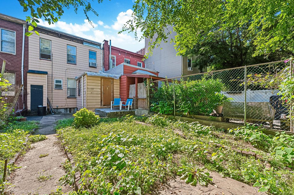 35 Melrose Street – For Sale photo 24