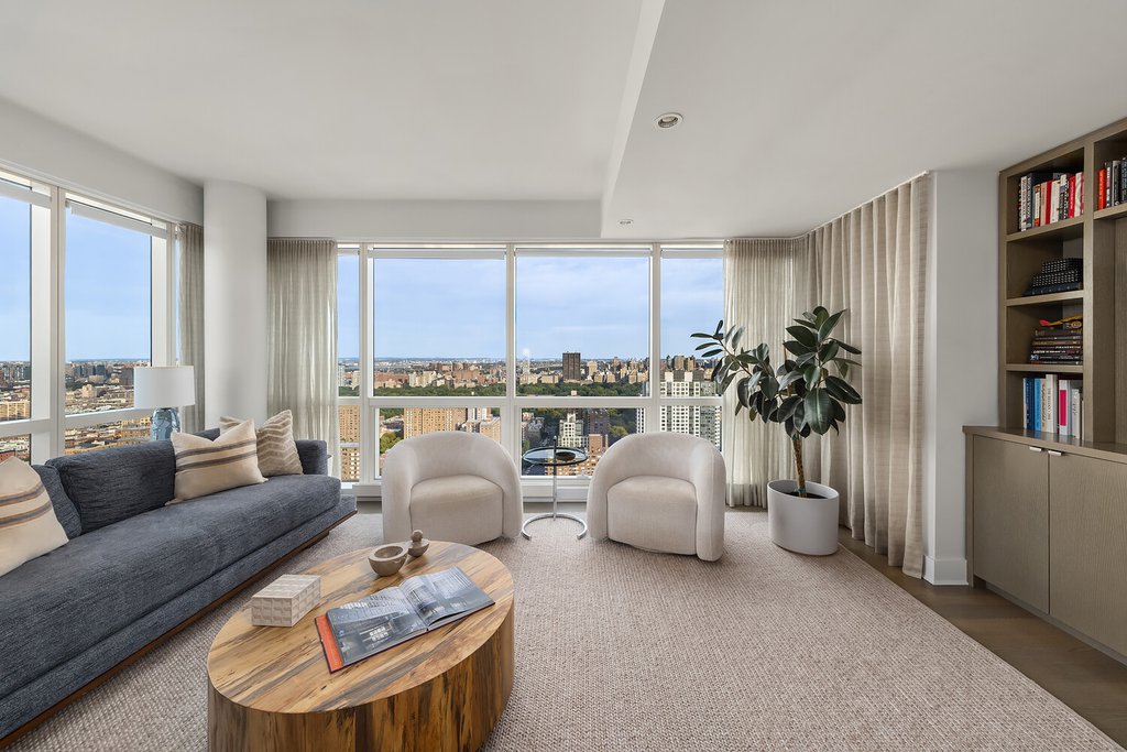 2628 Broadway, Unit PH photo 8