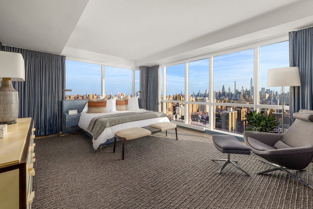 2628 Broadway, Unit PH photo 11