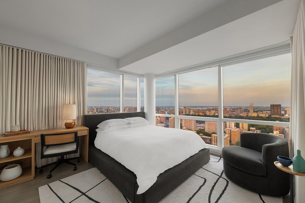 2628 Broadway, Unit PH photo 14