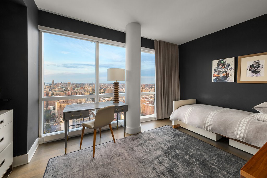 2628 Broadway, Unit PH photo 16
