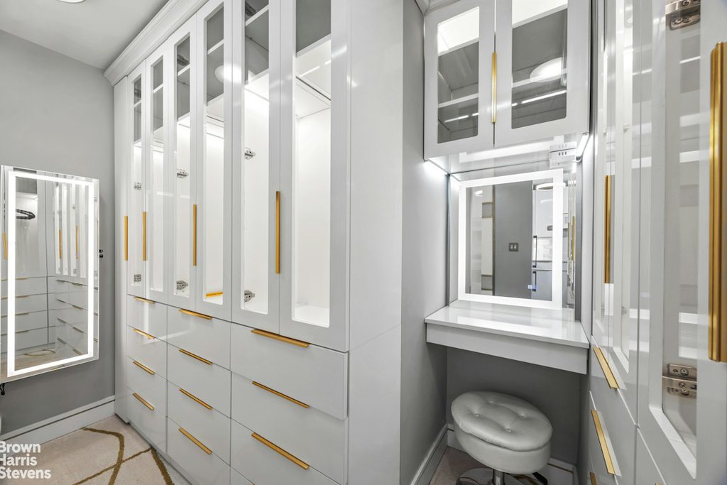 101 West 12th Street, Unit 20B photo 4