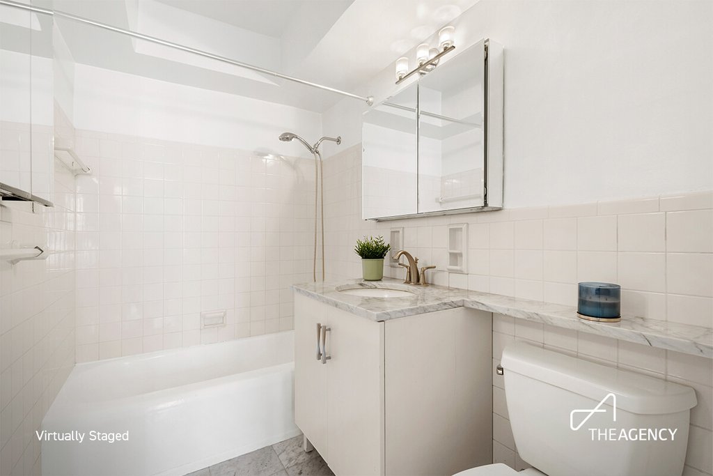 357 East 57th Street, Unit 15C photo 6