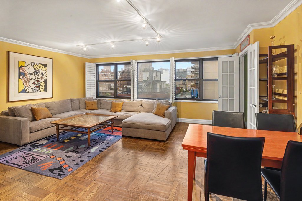 166 East 61st Street #10P