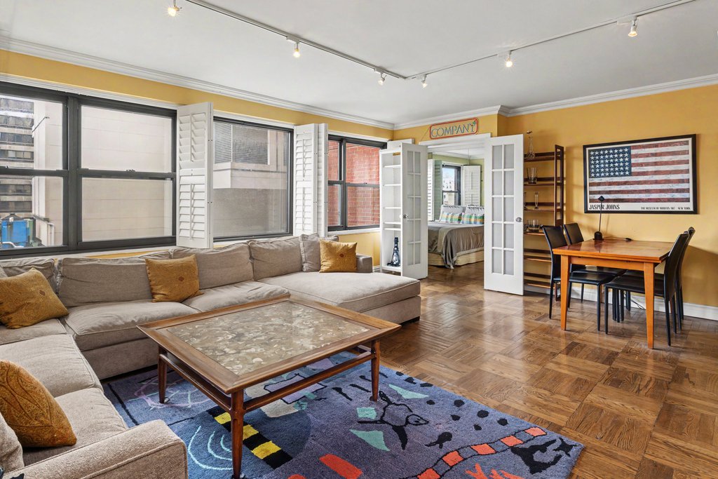 166 East 61st Street, Unit 10P photo 2