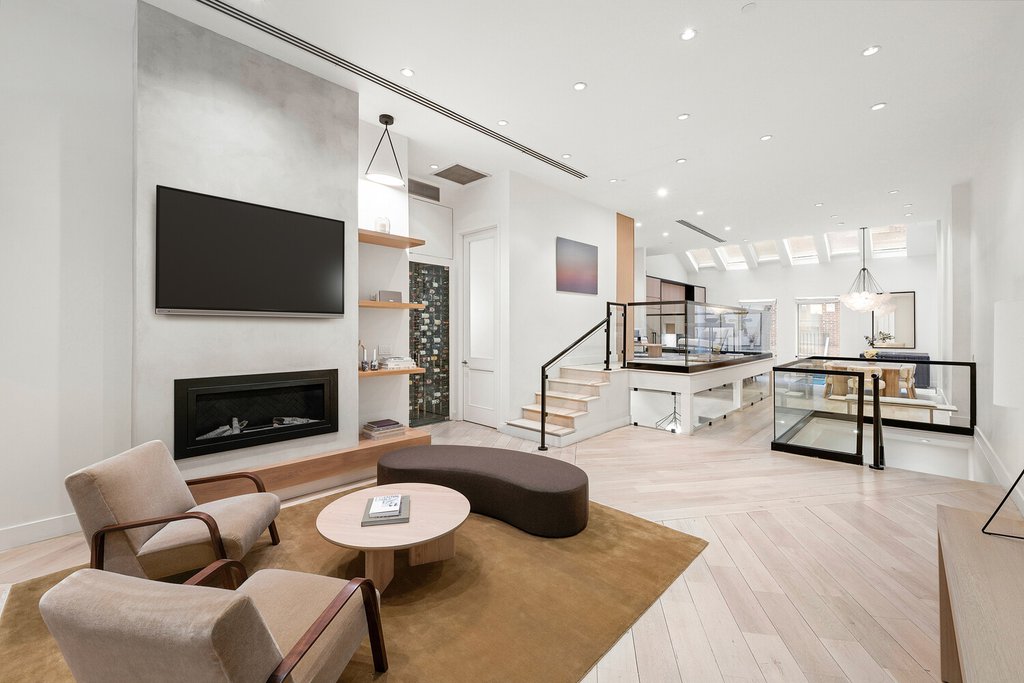 53 Warren Street, Unit 1 photo 5