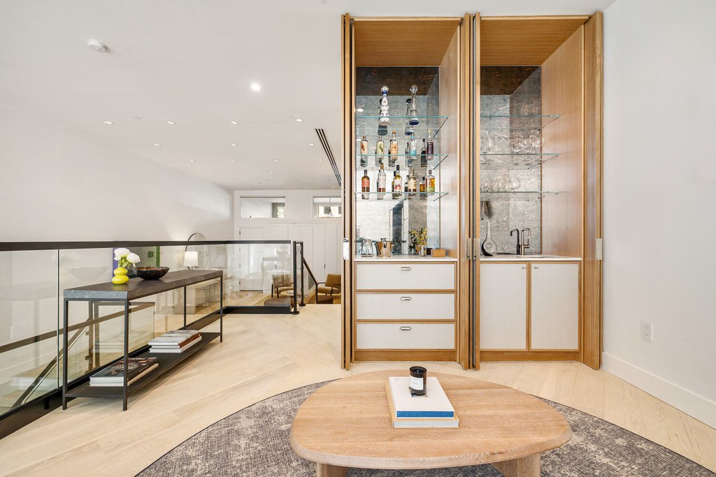 53 Warren Street, Unit 1 photo 12