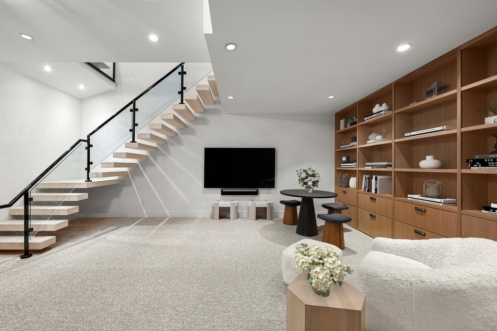 53 Warren Street, Unit 1 photo 15