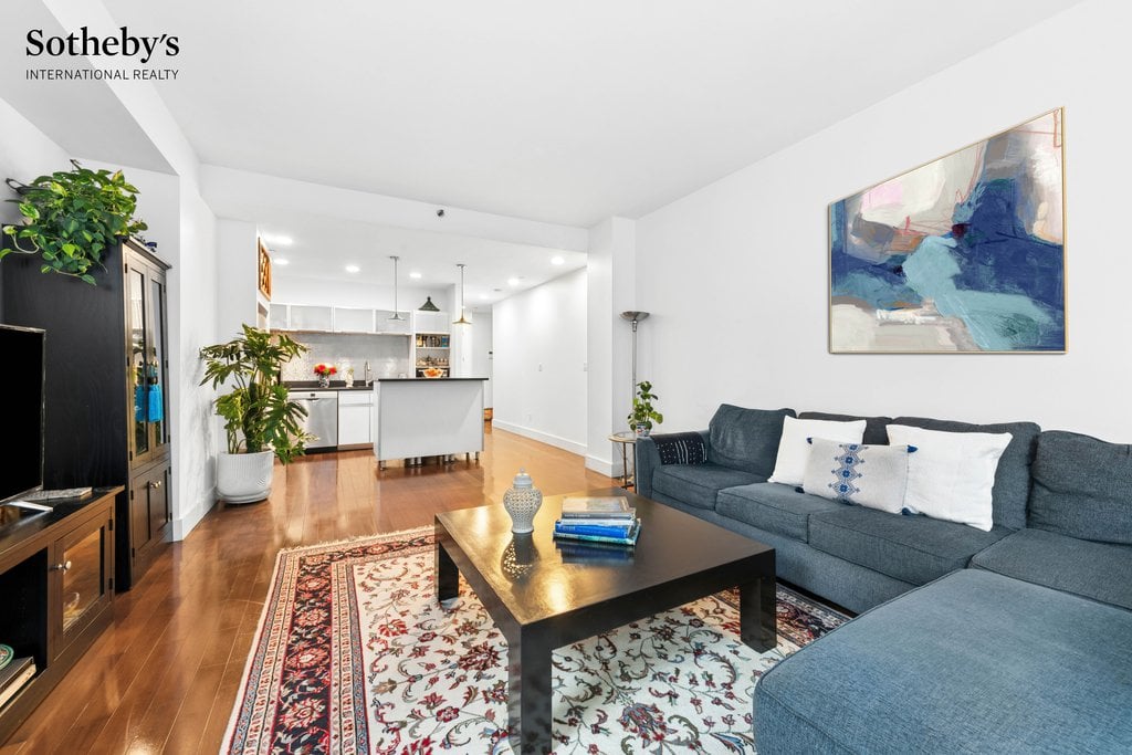 44-27 Purves Street, Unit 7A