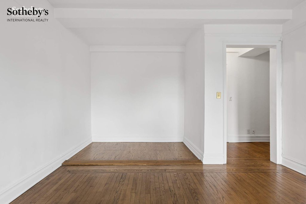 465 West 23rd Street, Unit 9I photo 7