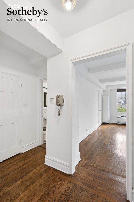 465 West 23rd Street, Unit 9I photo 10