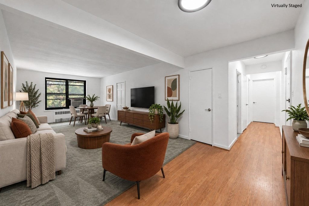 84-01 Main Street, Unit 325