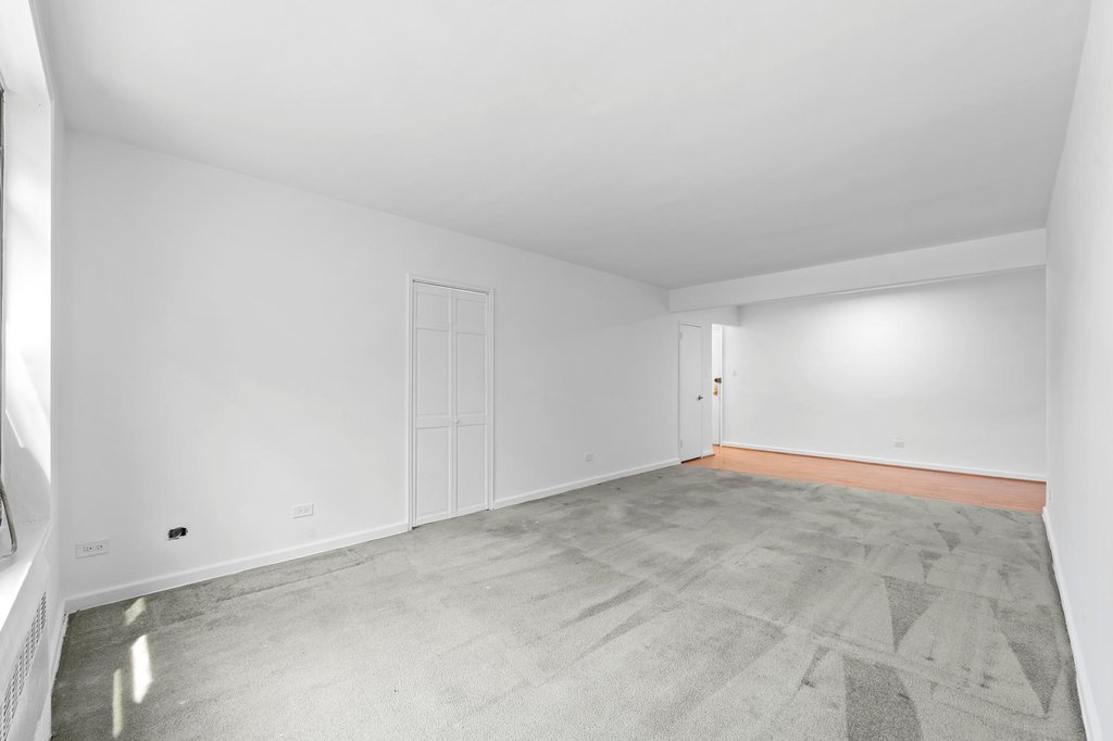 84-01 Main Street, Unit 325 photo 4