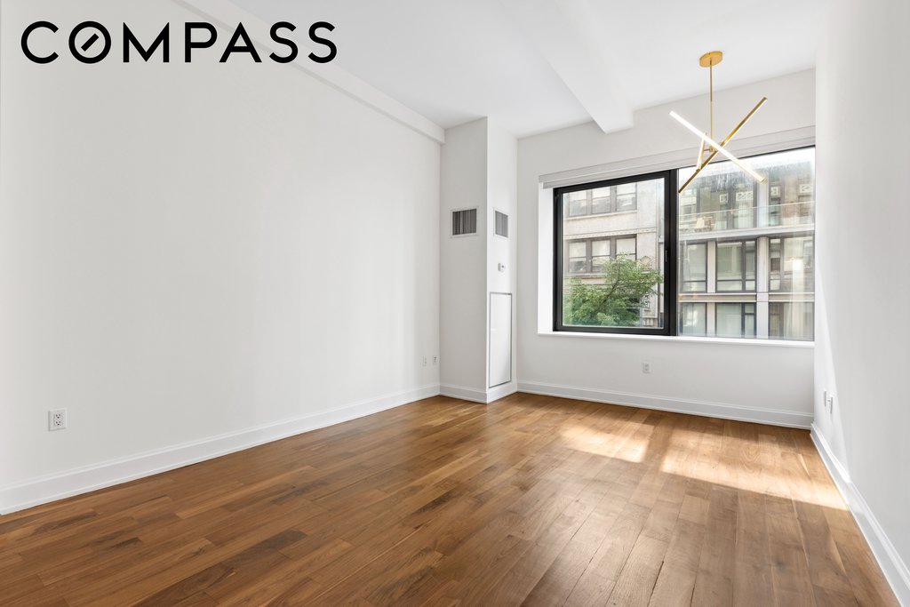 140 West 22nd Street, Unit 2A photo 2