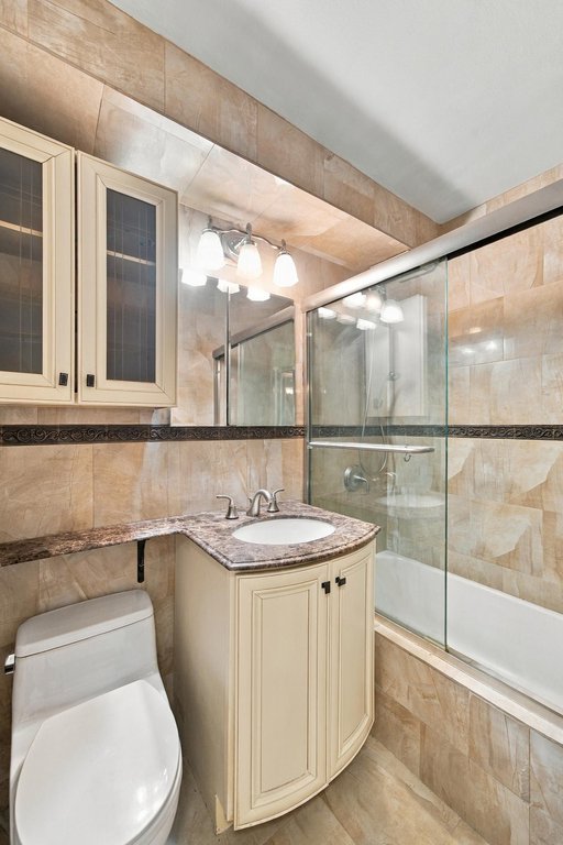 310 East 70th Street, Unit 1K photo 6