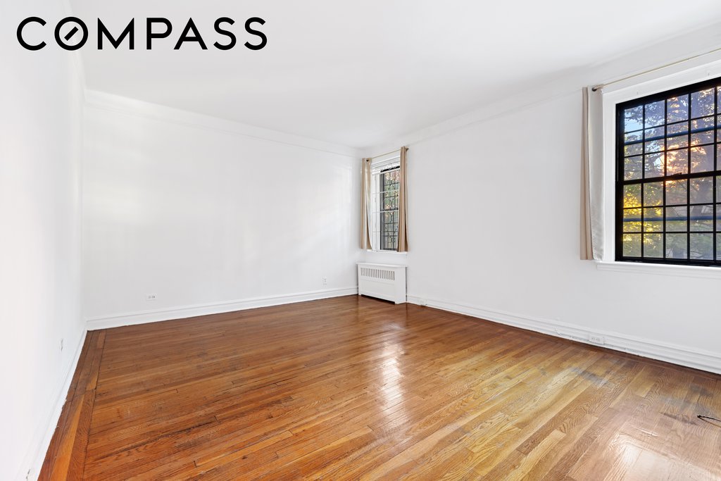 78 Eighth Avenue, Unit 1C photo 4