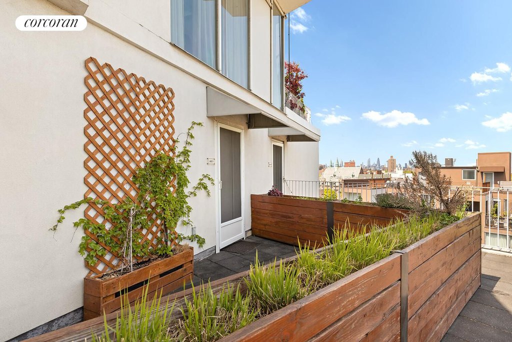 904 Pacific Street, Unit 601 photo 10