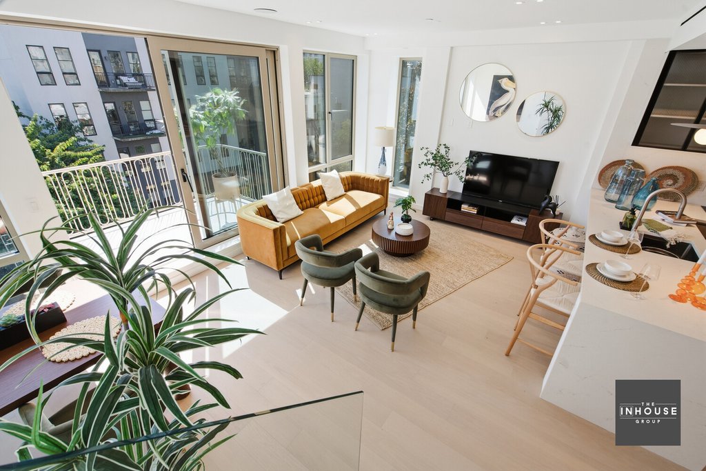 174 Eagle Street, Unit PH photo 6