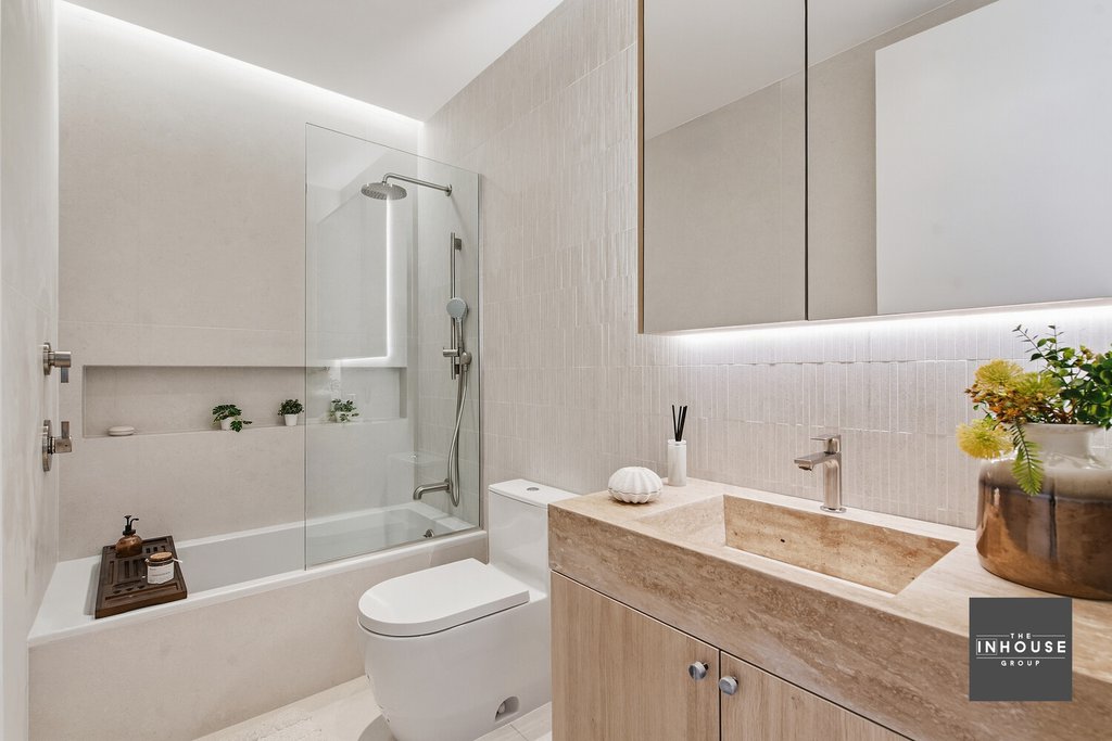 174 Eagle Street, Unit PH photo 16
