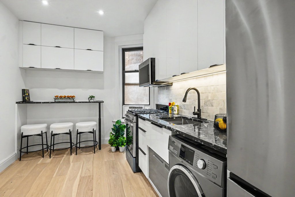 514 East 82nd Street, Unit 3W photo 5