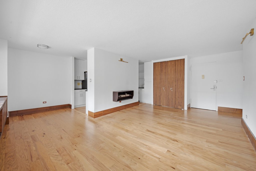 299 Pearl Street, Unit 5E photo 6