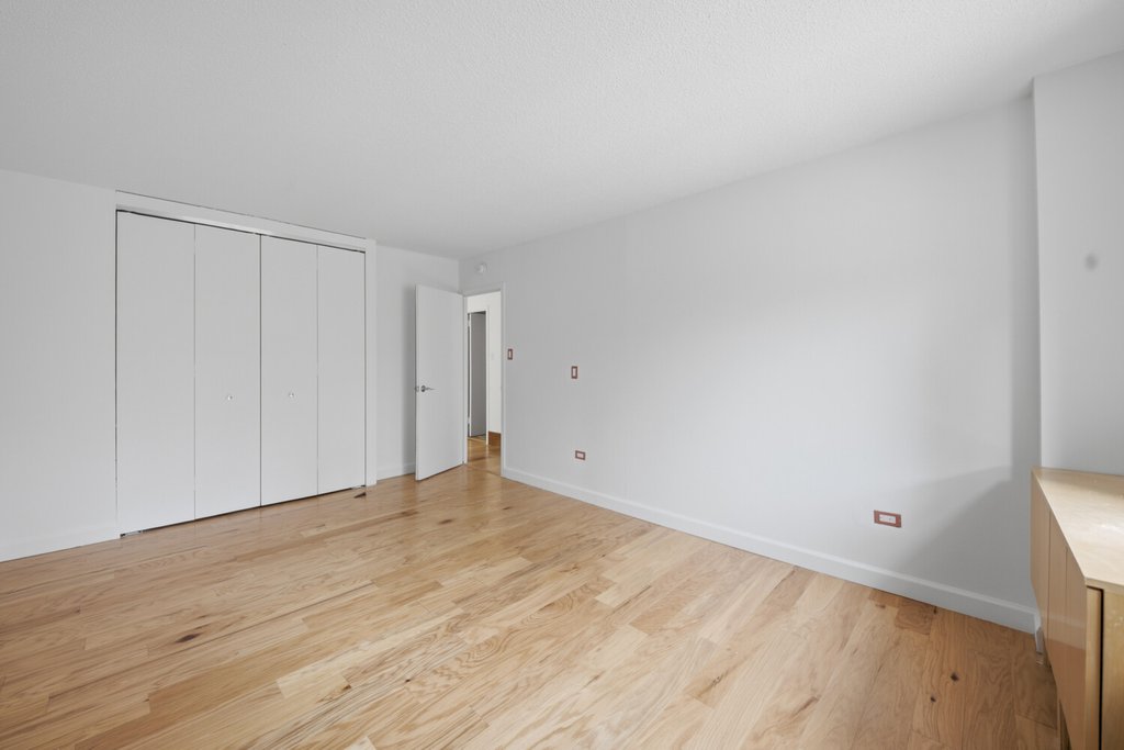 299 Pearl Street, Unit 5E photo 17