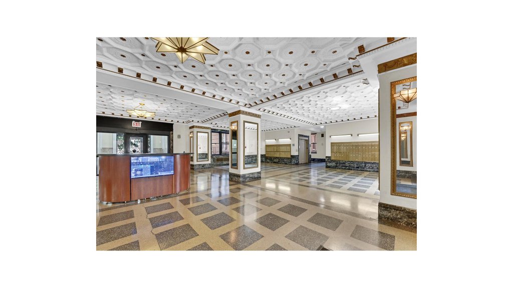 811 Walton Avenue, Unit E18 photo 11