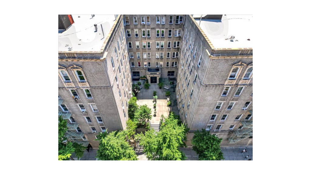 811 Walton Avenue, Unit E18 photo 15