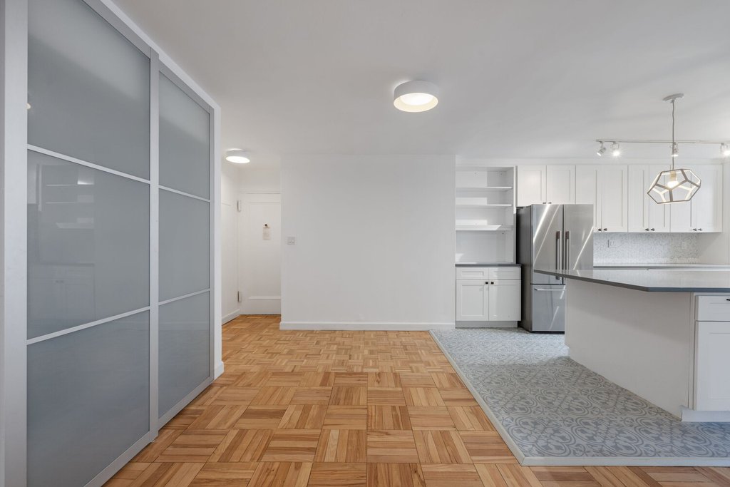 143 Bennett Avenue, Unit 1K photo 9