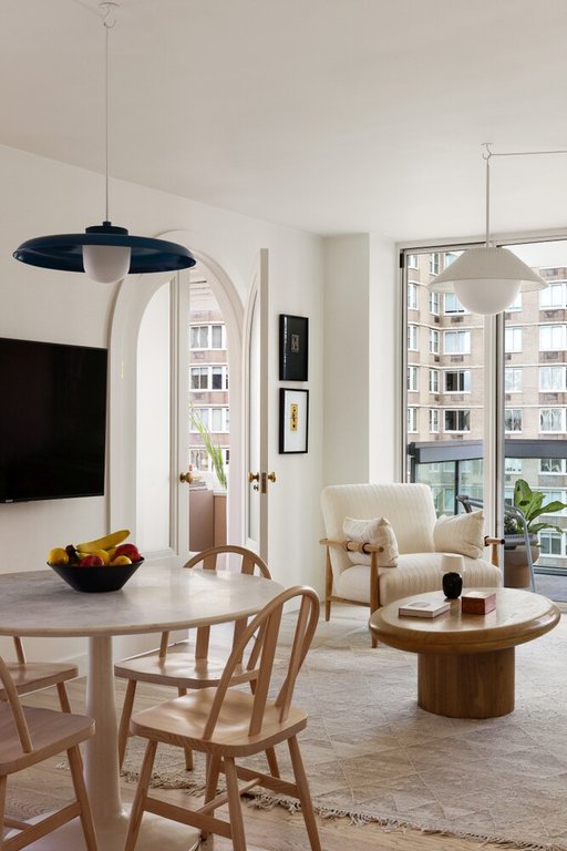 61 West 62nd Street, Unit 22D photo 5
