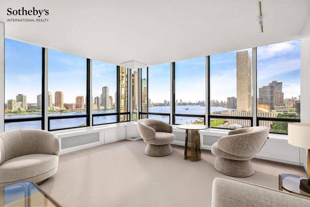 860 United Nations Plaza, Unit 13A photo 3