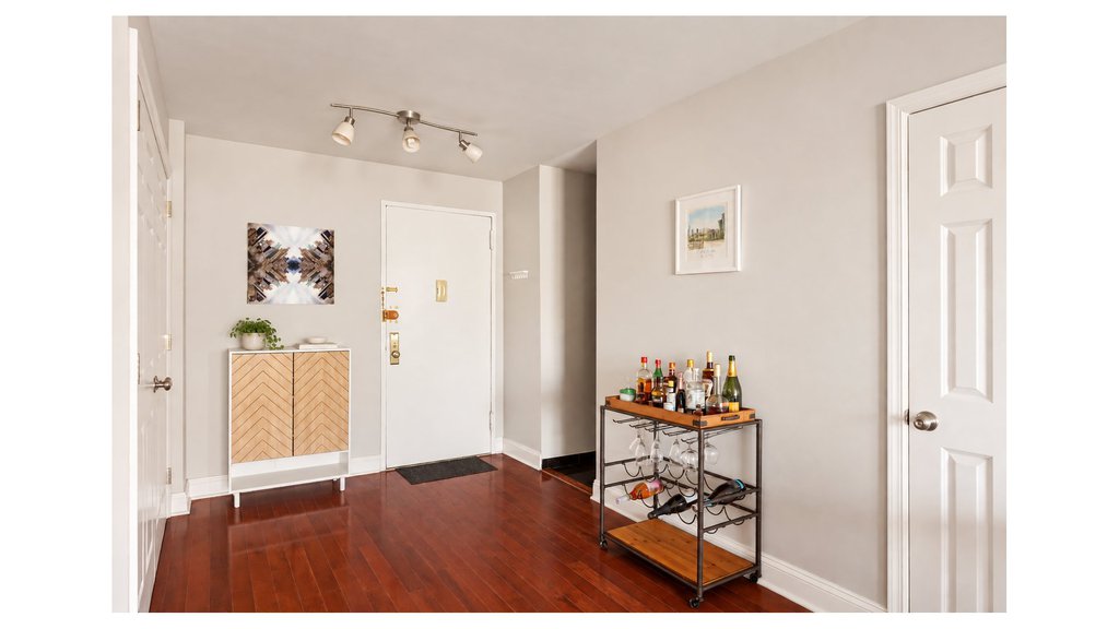 200 East 24th Street, Unit 1708 photo 7