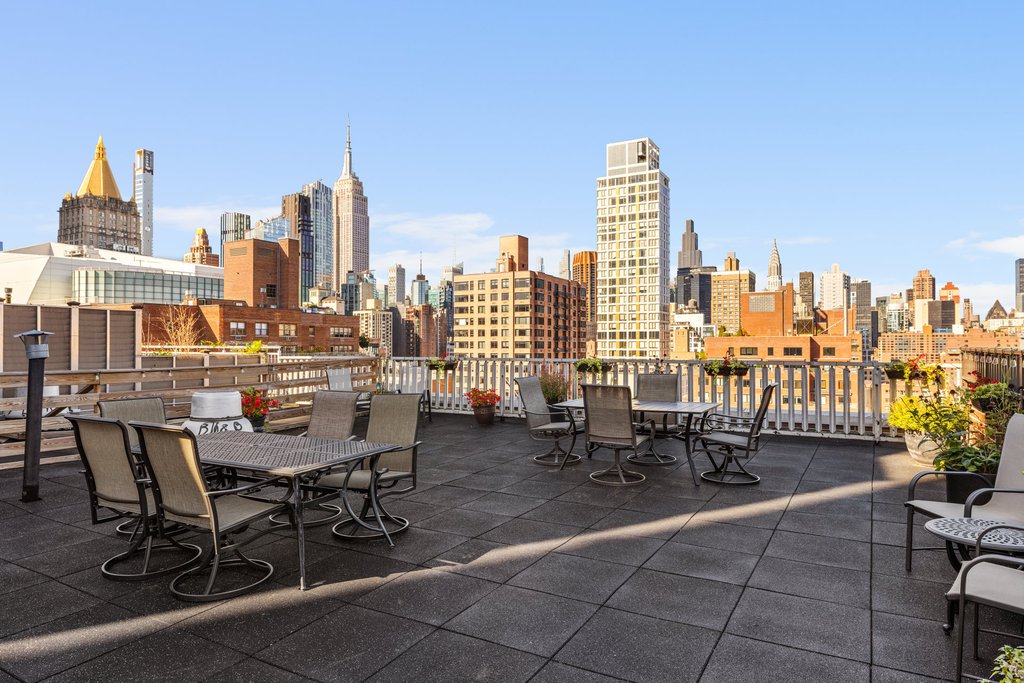 200 East 24th Street, Unit 1708 photo 9